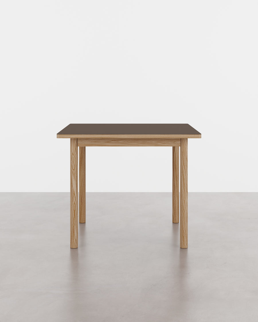 ESSENTIAL OAK spisebord 90x90cm