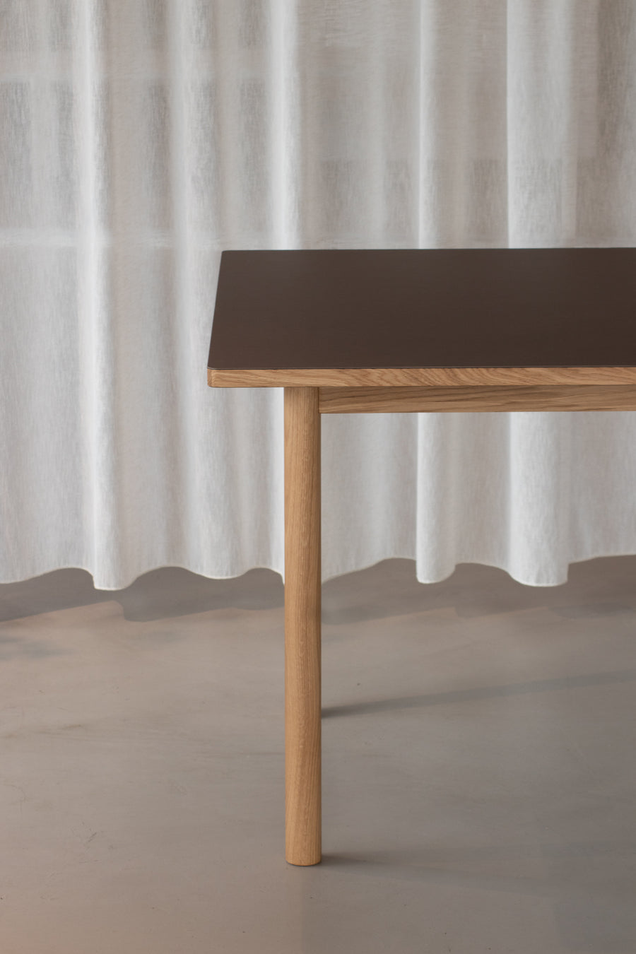 ESSENTIAL OAK spisebord 220x90cm