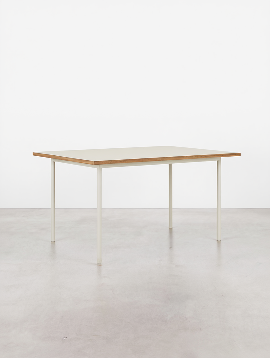 ESSENTIAL spisebord 140x90cm