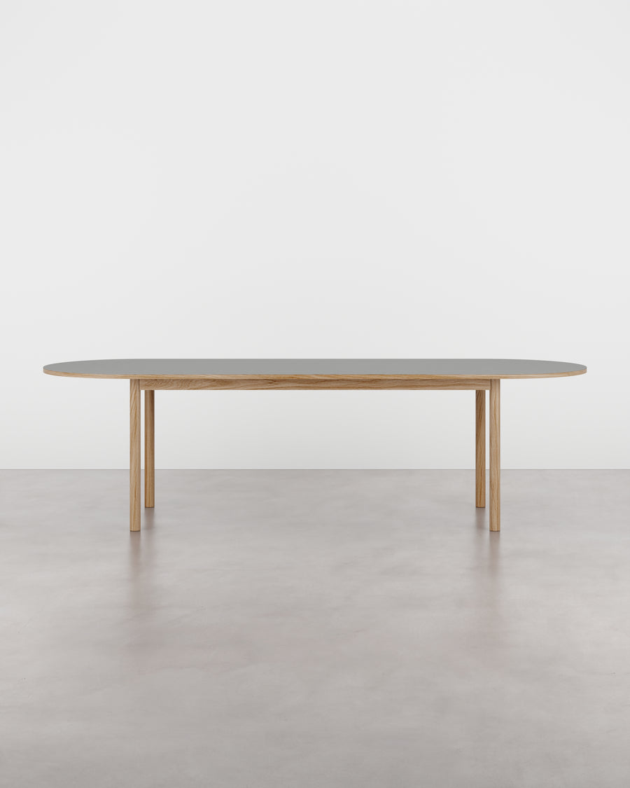 ESSENTIAL OAK PILL spisebord 256x90