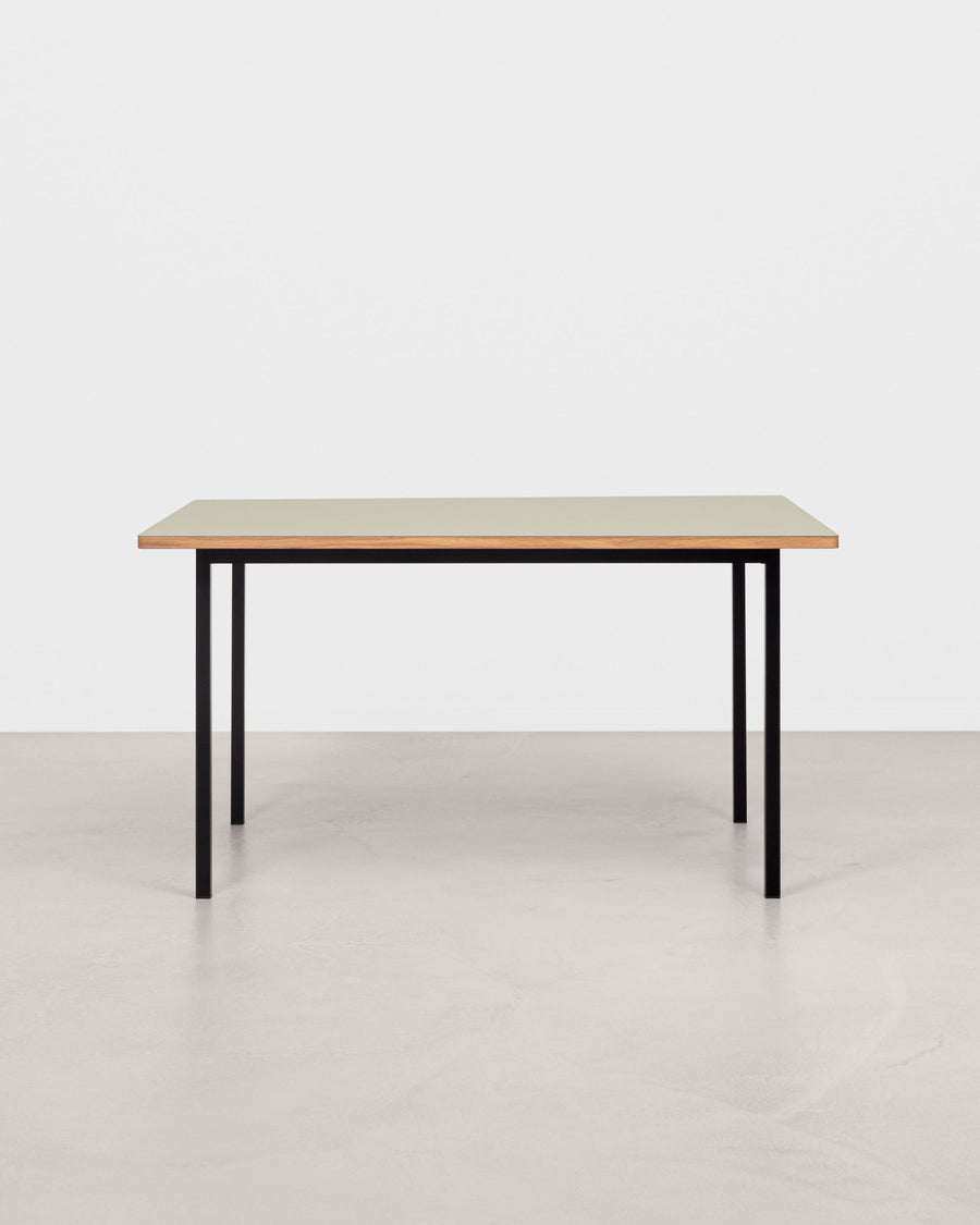 ESSENTIAL spisebord 140x90cm
